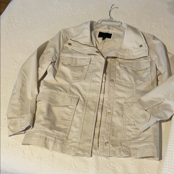 Classic Utility Jacket - Picture 3 of 3